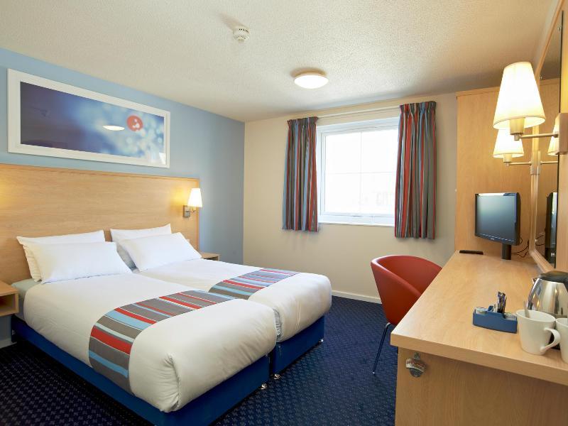 Travelodge Thame Bagian luar foto